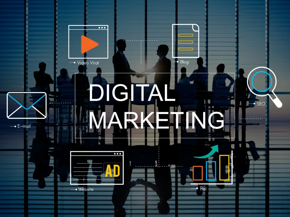 digital-marketing-with-icons-business-people